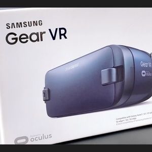 Samsung Gear VR Virtual Reality Headset